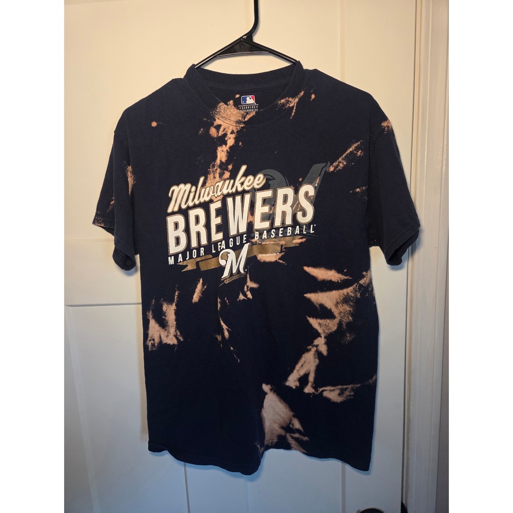 MLB Milwaukee Brewers Bleach Dye Graphic T-Shirt Navy Blue Size Medium